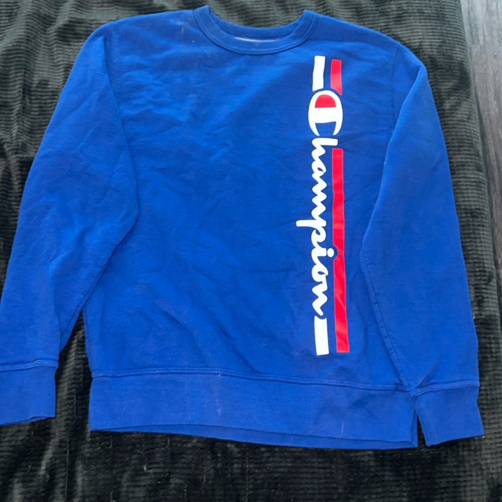 Champion Men’s Medium Blue Crewneck